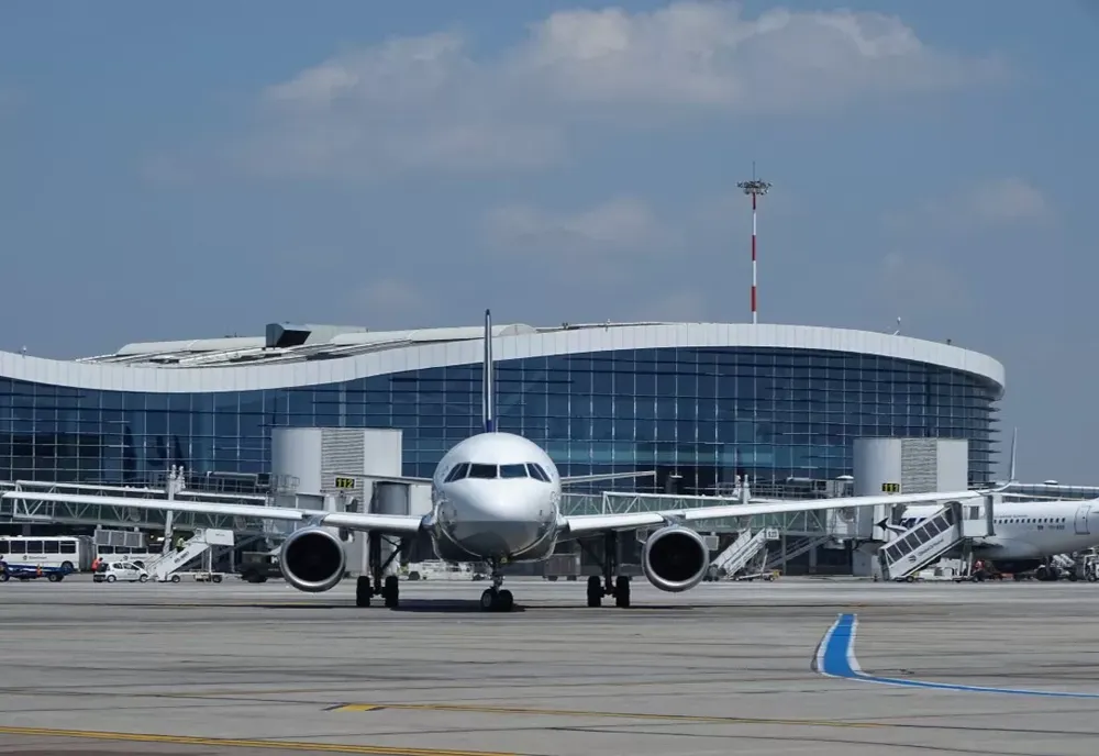23 de zboruri anulate pe Aeroportul Otopeni din cauza conflictului din Orientul Mijlociu