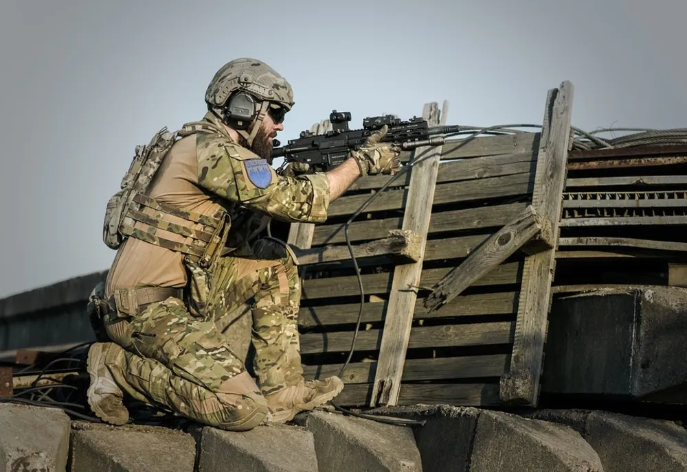 Arabia Saudită avertizează că își rezervă dreptul de a riposta militar împotriva Iranului