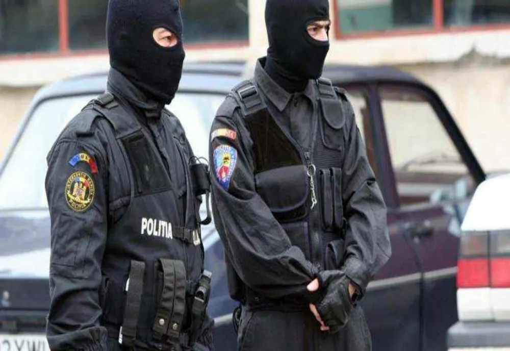 PERCHEZIȚII LA CFR CĂLĂTORI ÎNTR-UN DOSAR DE ABUZ ÎN SERVICIU ȘI DELAPIDARE