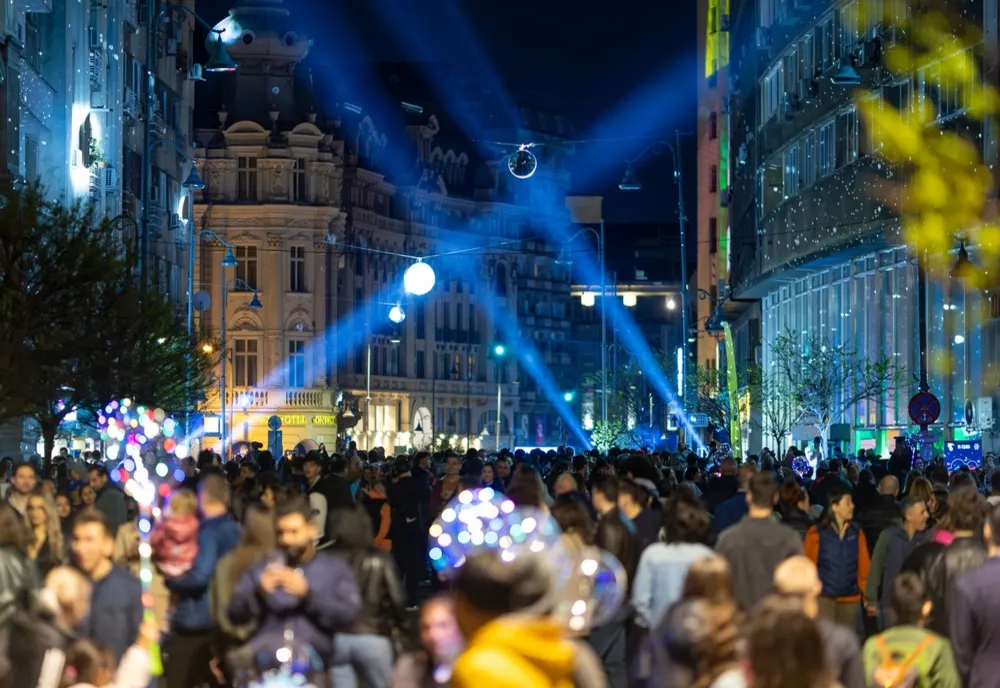 Străzi Deschise se încheie cu a 10-a ediție a Spotlight, Festivalul Internațional al Luminii