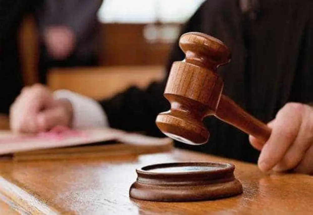  Zi decisivă la Înalta Curte. Guvernul Bolojan află astăzi dacă trebuie să plătească aproape un miliard de euro grefierilor