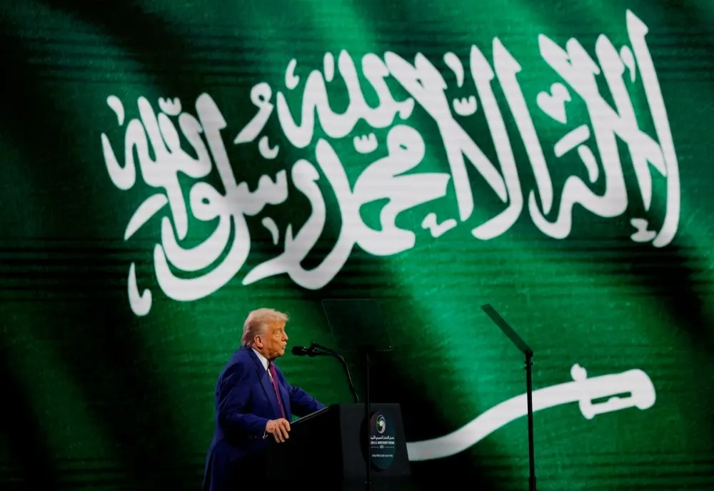 TRUMP ÎI CERE OMOLOGULUI SIRIAN SĂ ÎȘI ÎMBUNĂTĂȚEASCĂ RELAȚIILE CU ISRAELUL