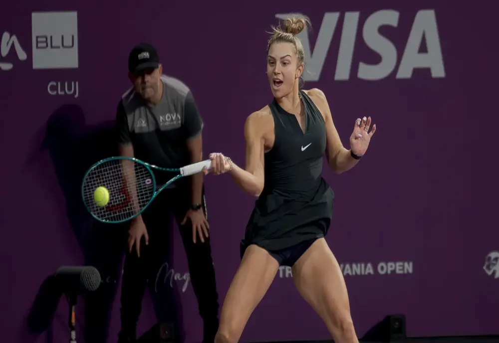 JAQUELINE CRISTIAN ESTE ÎN TURUL DOI LA WUHAN