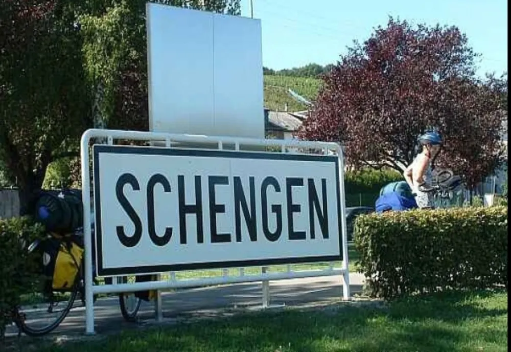 Germania a suspendat acordul Schengen