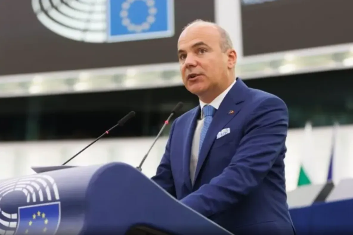 Rareș Bogdan, chemat la DNA Iași în ancheta care îl vizează pe Fănel Bogoș