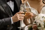 Cât costă o nuntă cu 100 de invitați în 2026. Bugetul de care au nevoie mirii și cum pot reduce cheltuielile