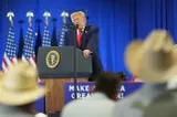 Donald Trump acuză islamul și imigrația în masă pentru protestele liceenilor din Franța