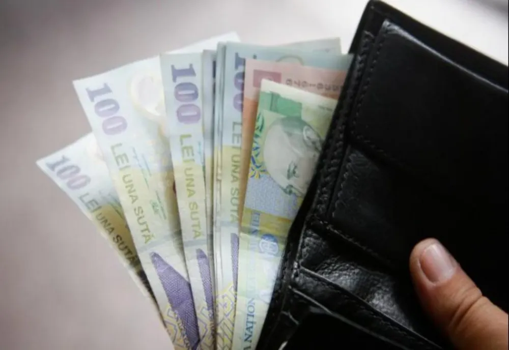 Legea salarizării, ținută pe loc până la se cade la pace politică