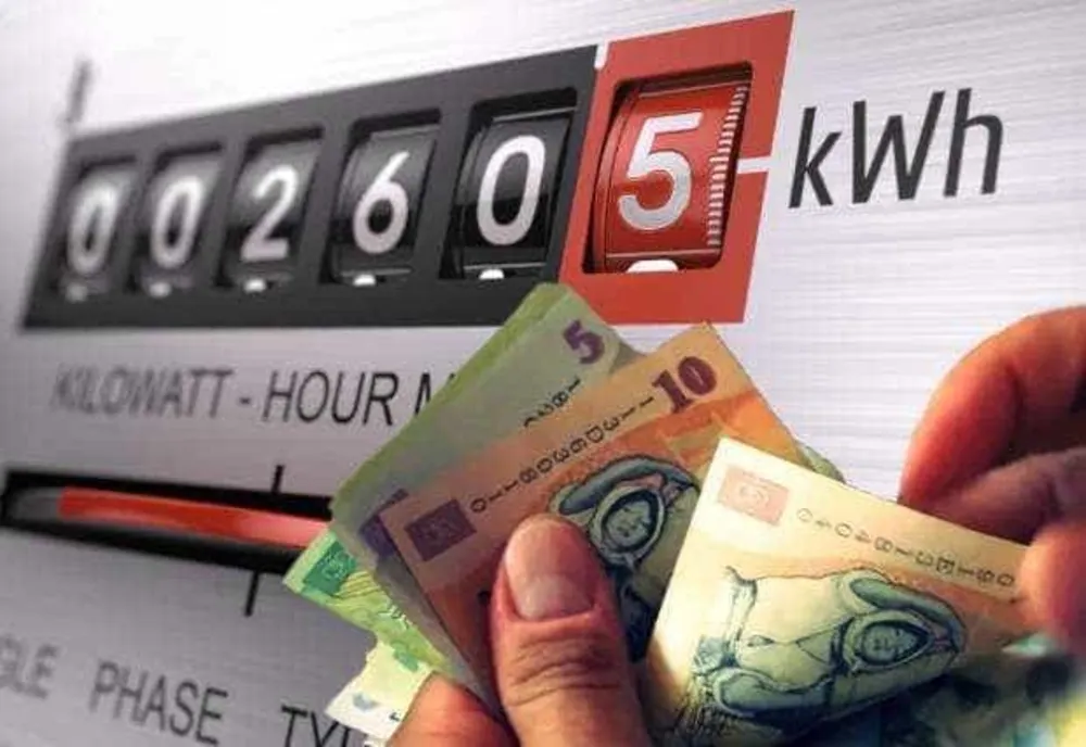 FACTURI DUBLATE LA ENERGIE ELECTRICĂ, DUPĂ 1 IULIE, PENTRU O CATEGORIE DE ROMÂNI