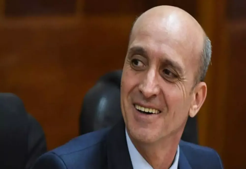 Anunț de la Ministerul Educației. Elevii din Focșani, în singurătate în Dubai, așteaptă repatrierea