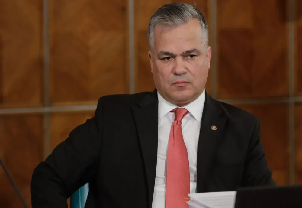 Adrian Veștea negociază cu PSD la Vila Lac. Care sunt condițiile pentru susținerea guvernării - SURSE