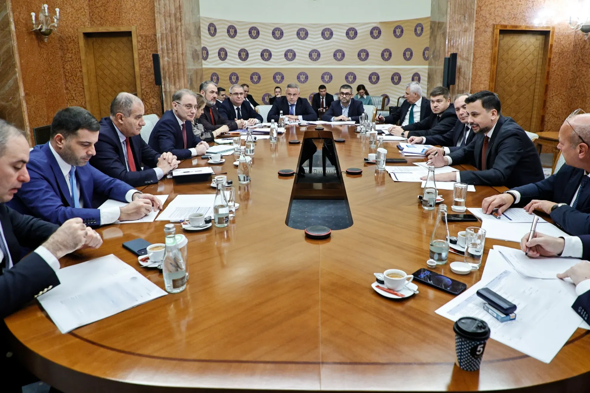 FOTO: gov.ro